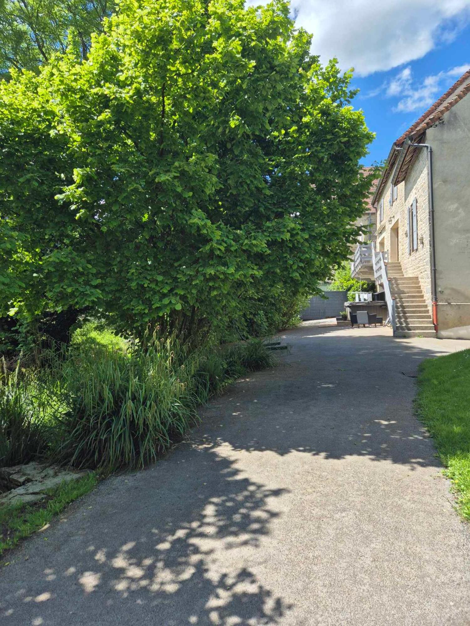 Au Lavoir Du Serein "L'Eventail" Saint-Germain-lès-Arlay Екстериор снимка